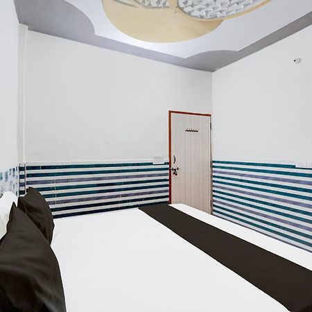 Hotel O Golden Bird Noida Kültér fotó