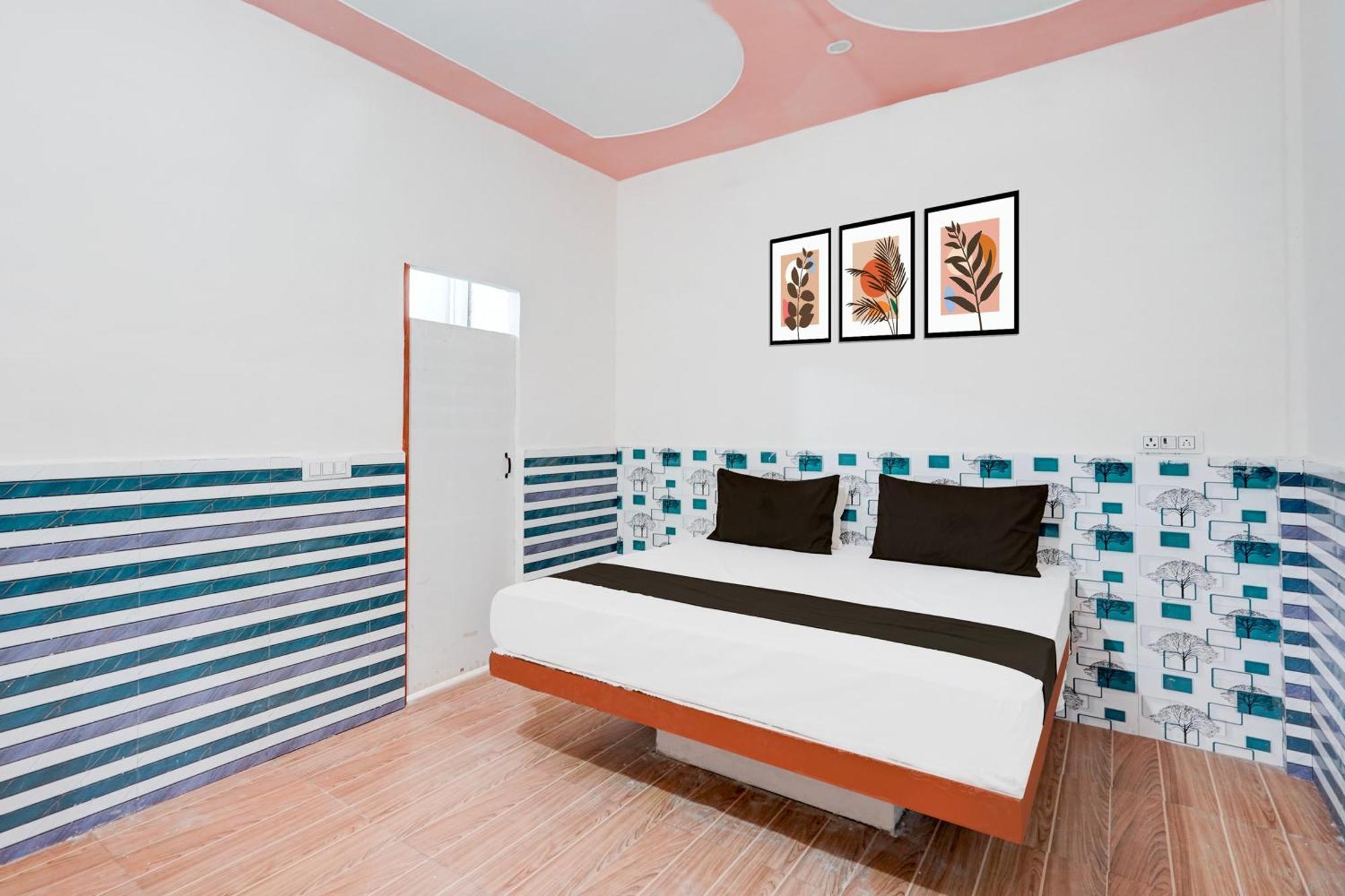 Hotel O Golden Bird Noida Kültér fotó