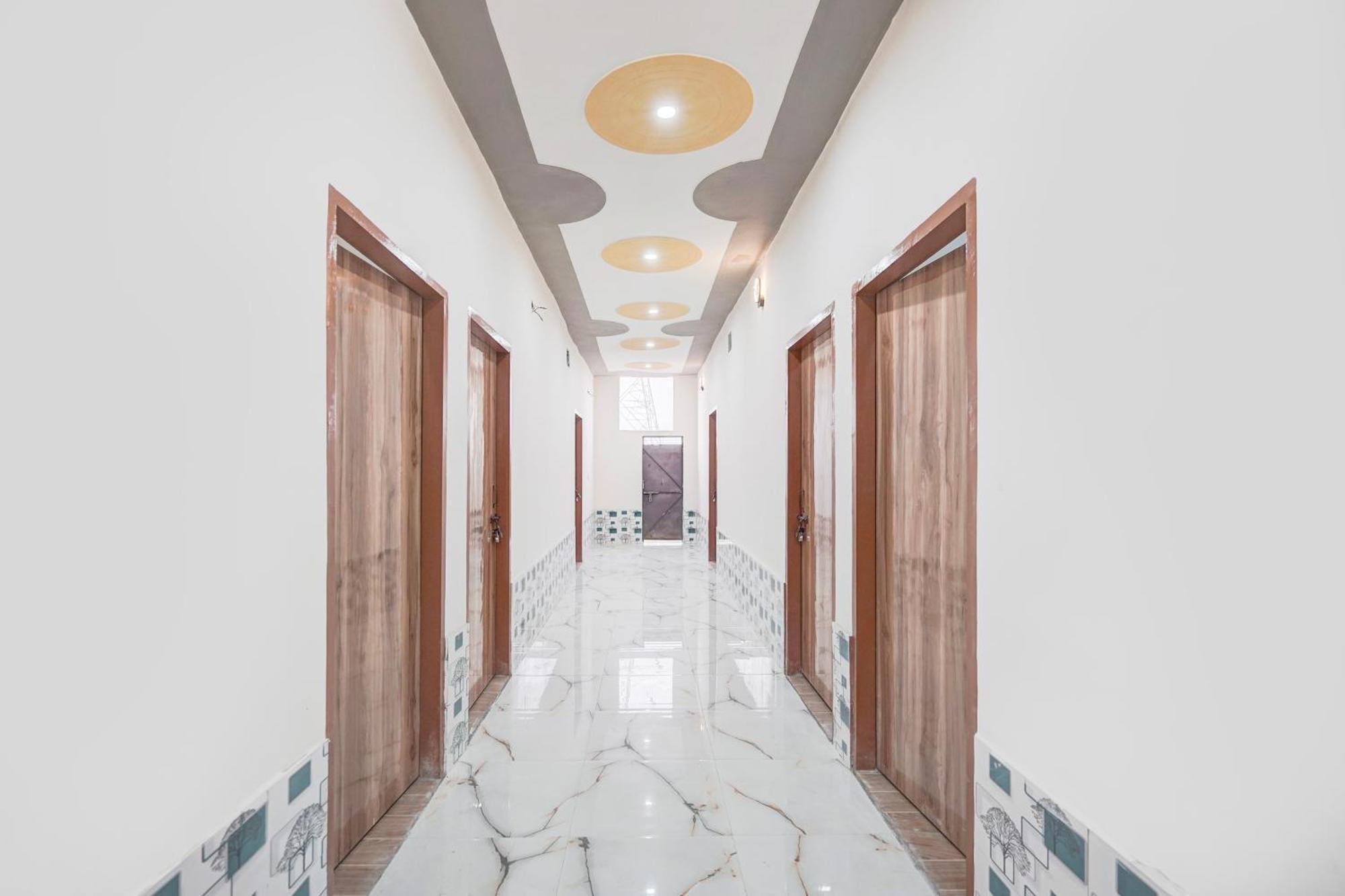 Hotel O Golden Bird Noida Kültér fotó
