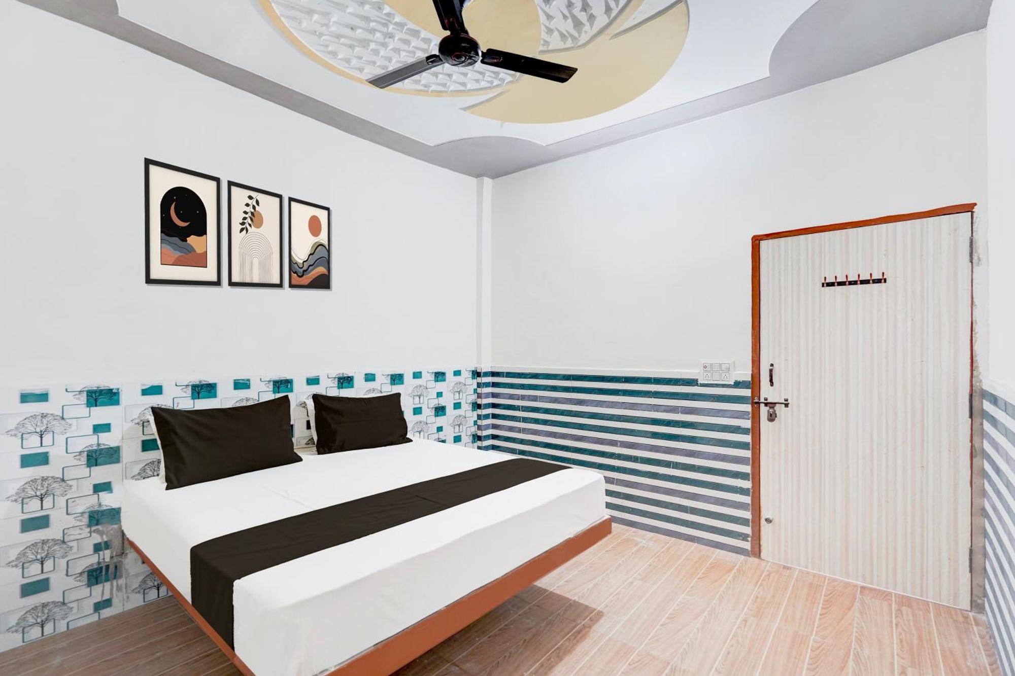 Hotel O Golden Bird Noida Kültér fotó