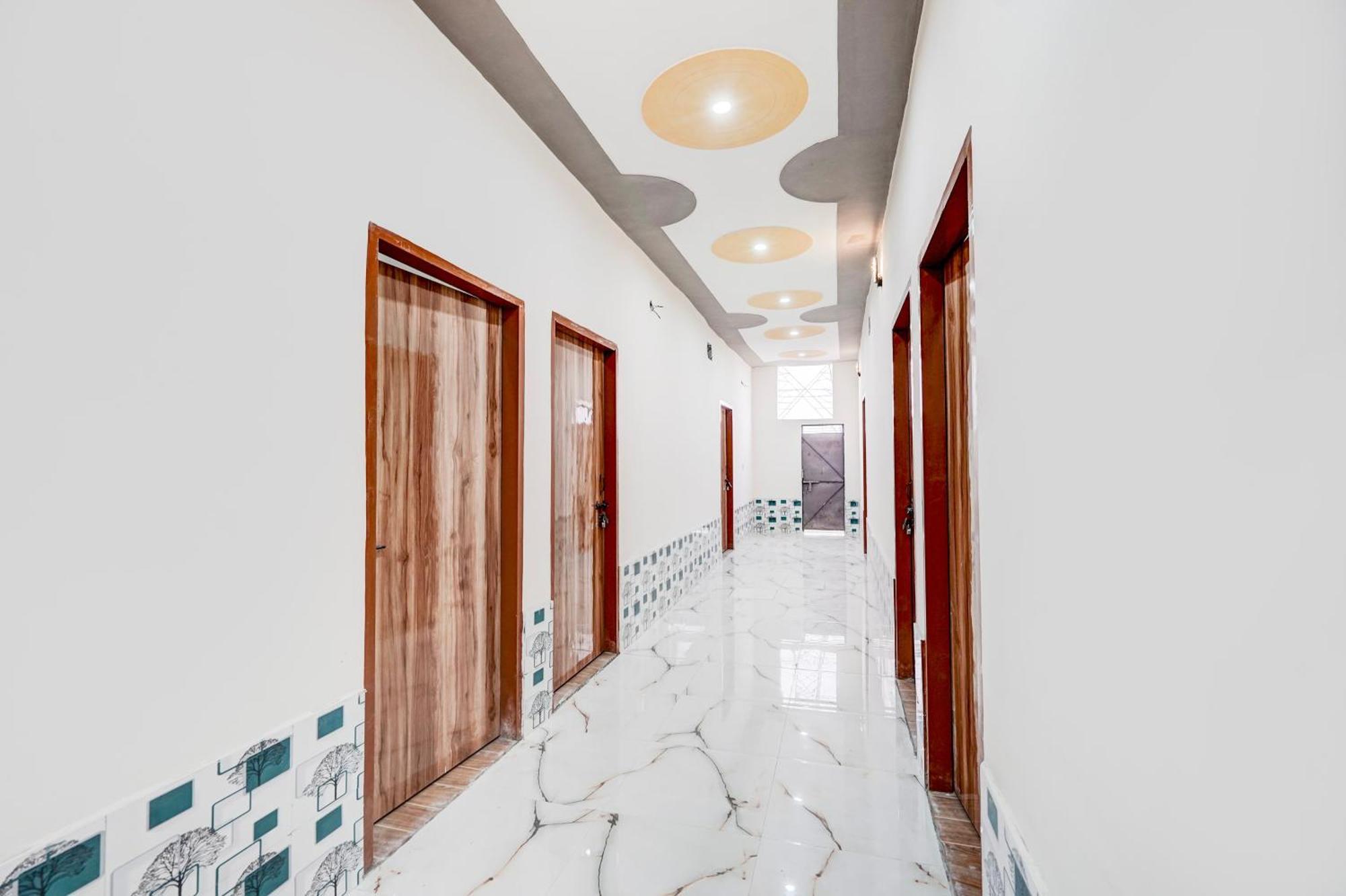 Hotel O Golden Bird Noida Kültér fotó